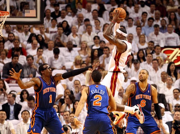 NBA季后赛最新比分动态、深度分析与比赛进展播报