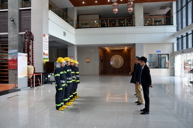 阿尔山市图书馆新领导的引领与展望，未来展望与变革之路
